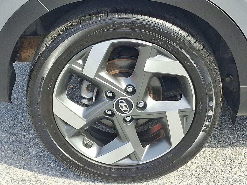 used 2022 Hyundai Venue car, priced at $16,777