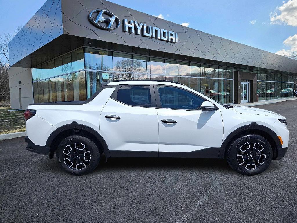 used 2024 Hyundai SANTA CRUZ car, priced at $29,999