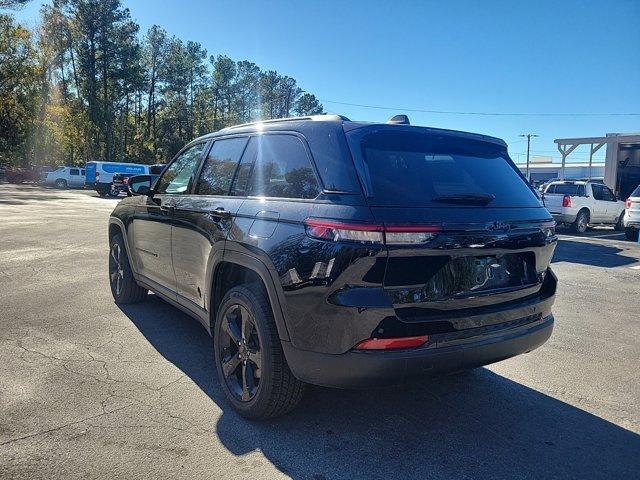 used 2023 Jeep Grand Cherokee car, priced at $28,523