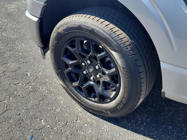 new 2025 Ford F-150 car, priced at $41,999