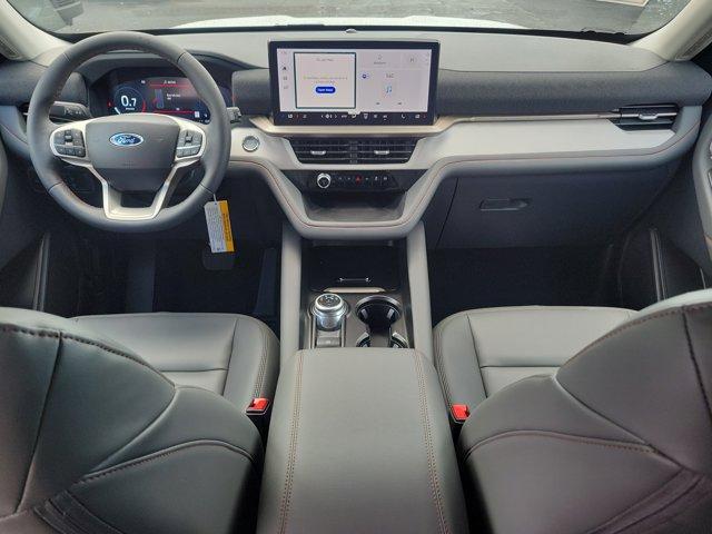 new 2025 Ford Explorer car, priced at $48,998