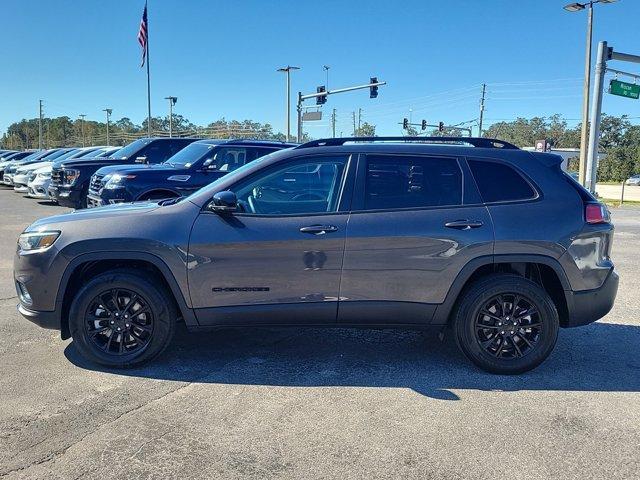 used 2023 Jeep Cherokee car, priced at $22,823