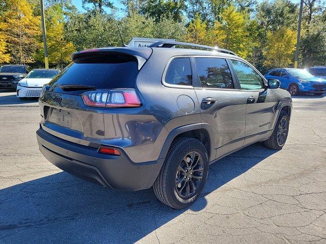 used 2023 Jeep Cherokee car