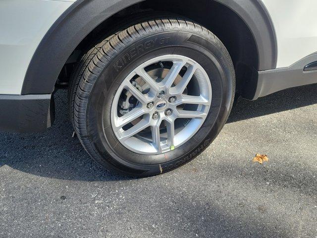 new 2026 Ford Explorer car, priced at $39,999