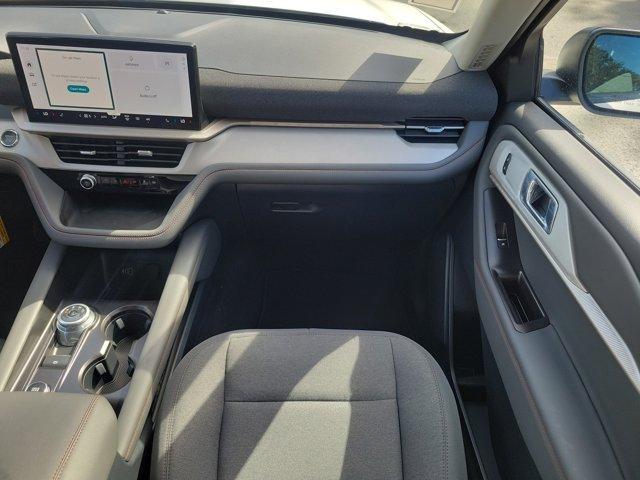 new 2026 Ford Explorer car, priced at $39,999