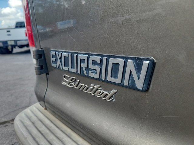 used 2005 Ford Excursion car, priced at $25,921