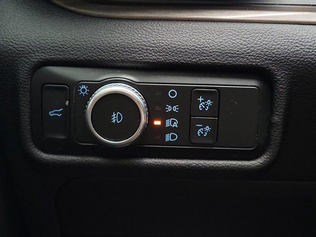 used 2021 Ford Explorer car, priced at $29,612