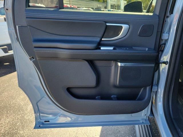 new 2025 Ford Expedition Max car, priced at $83,999