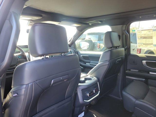 new 2025 Ford Expedition Max car, priced at $83,999