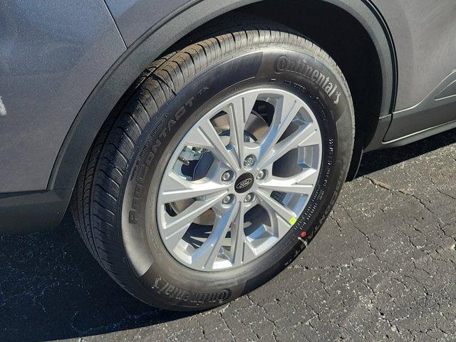 new 2026 Ford Escape car, priced at $28,555