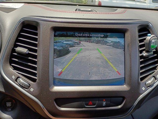 used 2022 Jeep Cherokee car, priced at $27,621