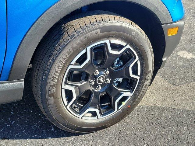 new 2025 Ford Bronco Sport car, priced at $38,575