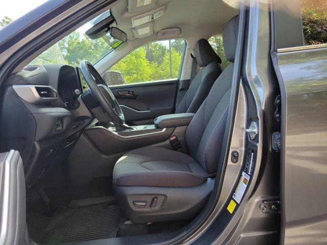 used 2024 Toyota Highlander car, priced at $38,421