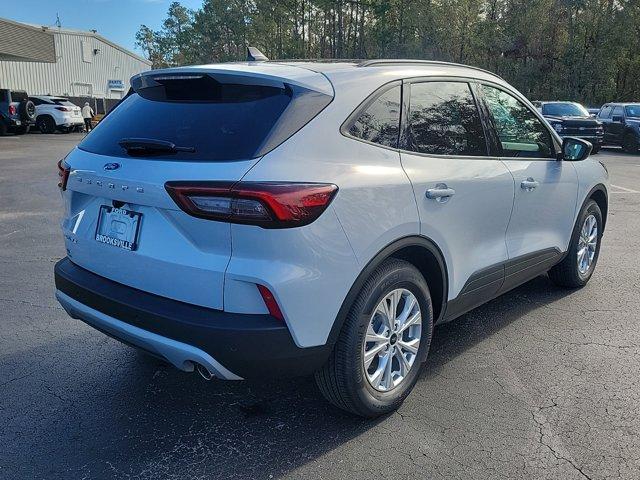 new 2025 Ford Escape car, priced at $28,930