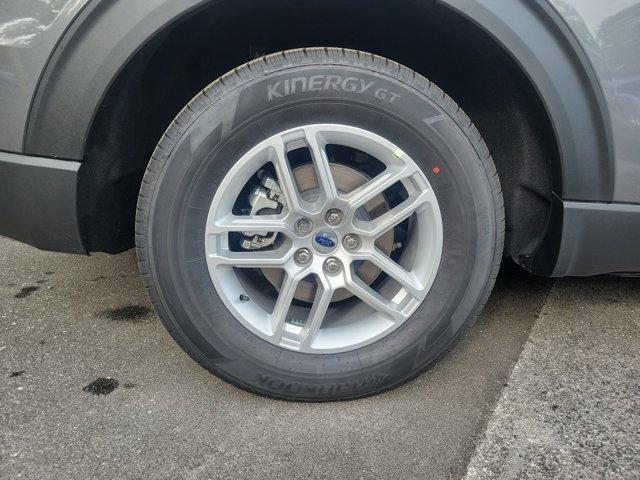 new 2025 Ford Explorer car