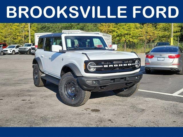 new 2025 Ford Bronco car, priced at $55,899