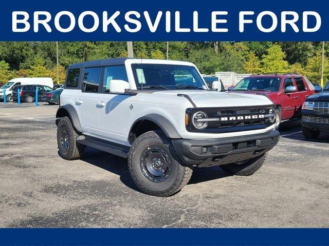 new 2025 Ford Bronco car, priced at $54,555