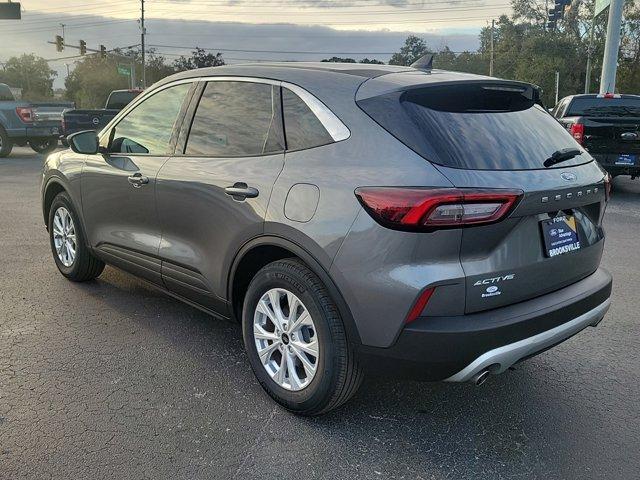 used 2024 Ford Escape car, priced at $21,421