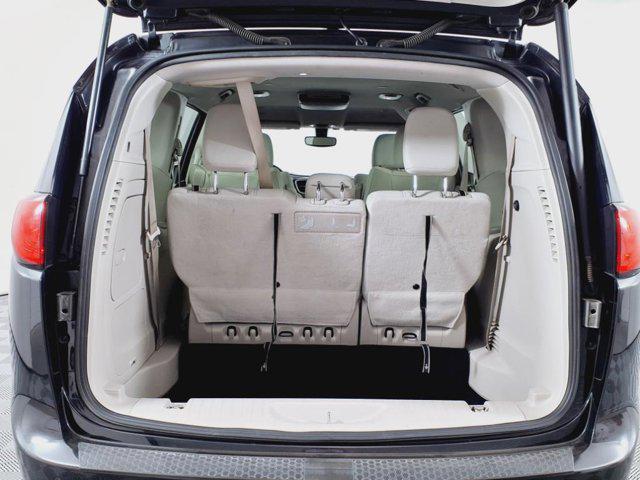used 2018 Chrysler Pacifica Hybrid car, priced at $15,077