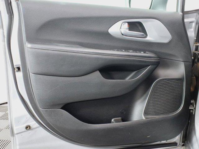 used 2018 Chrysler Pacifica car, priced at $13,077