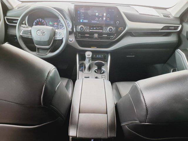 used 2023 Toyota Highlander car, priced at $35,377