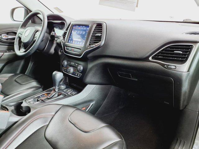 used 2019 Jeep Cherokee car, priced at $15,877