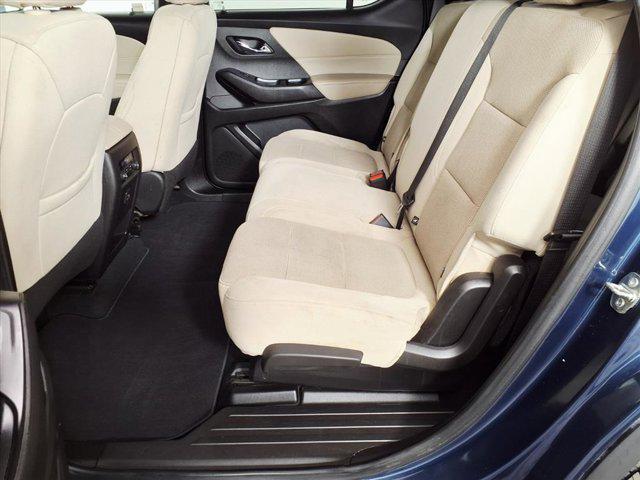 used 2022 Chevrolet Traverse car, priced at $19,977