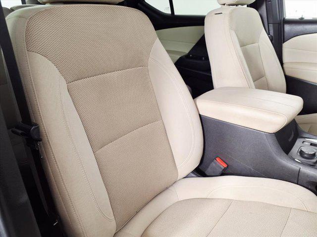 used 2022 Chevrolet Traverse car, priced at $19,977
