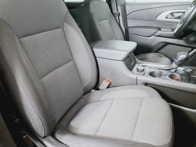 used 2023 Chevrolet Traverse car, priced at $31,073