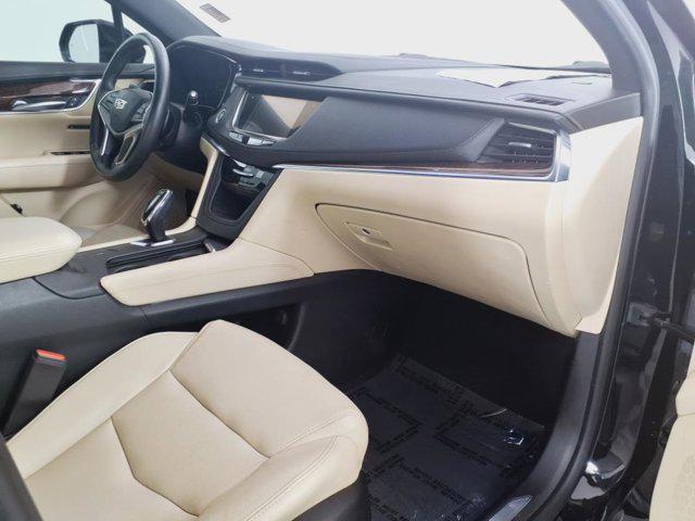 used 2017 Cadillac XT5 car, priced at $19,277