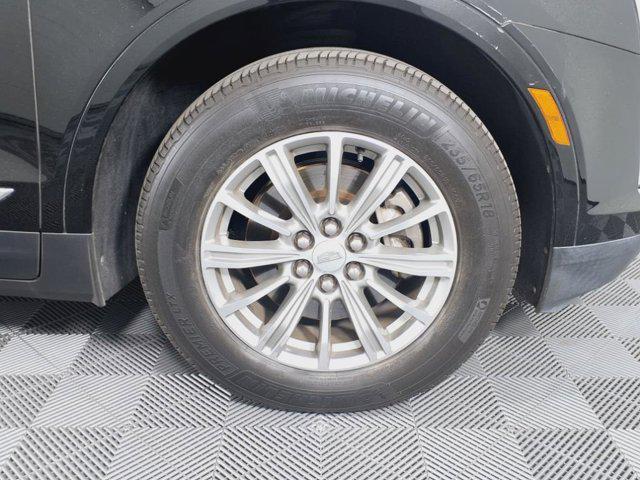 used 2017 Cadillac XT5 car, priced at $19,277