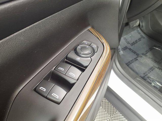 used 2023 GMC Acadia car, priced at $25,577