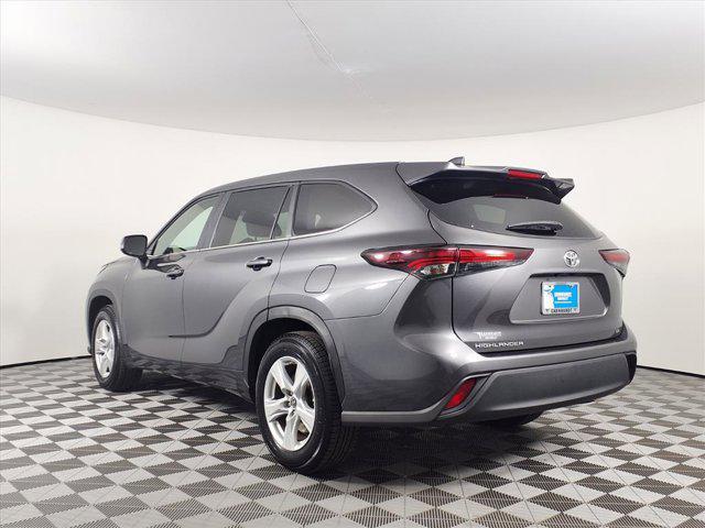 used 2024 Toyota Highlander car, priced at $29,977