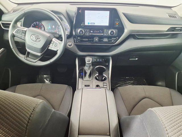 used 2024 Toyota Highlander car, priced at $29,977