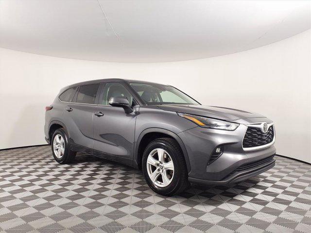 used 2024 Toyota Highlander car, priced at $29,977