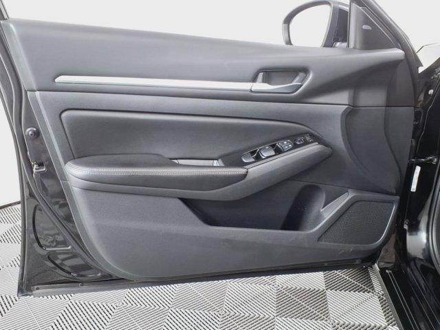 used 2023 Nissan Altima car, priced at $18,867