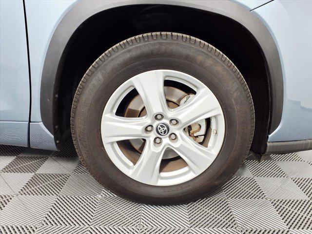 used 2022 Toyota Highlander car, priced at $21,677