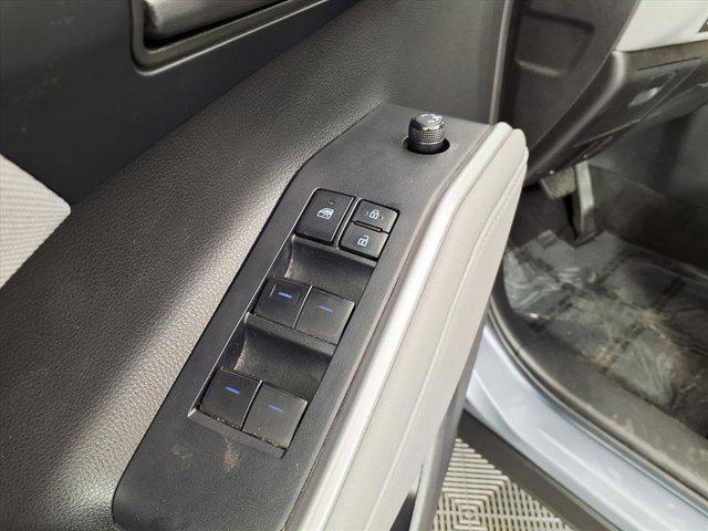 used 2022 Toyota Highlander car, priced at $21,677