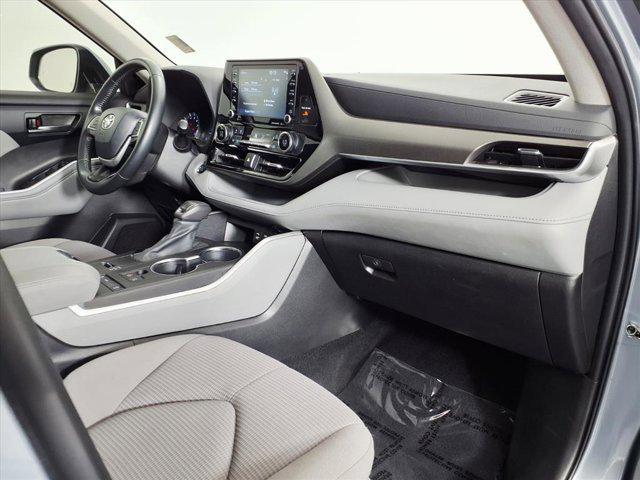 used 2022 Toyota Highlander car, priced at $21,677