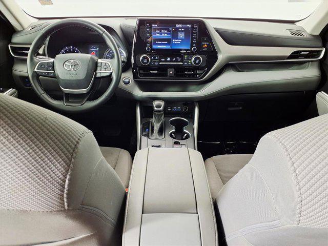 used 2022 Toyota Highlander car, priced at $21,677
