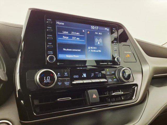 used 2022 Toyota Highlander car, priced at $21,677