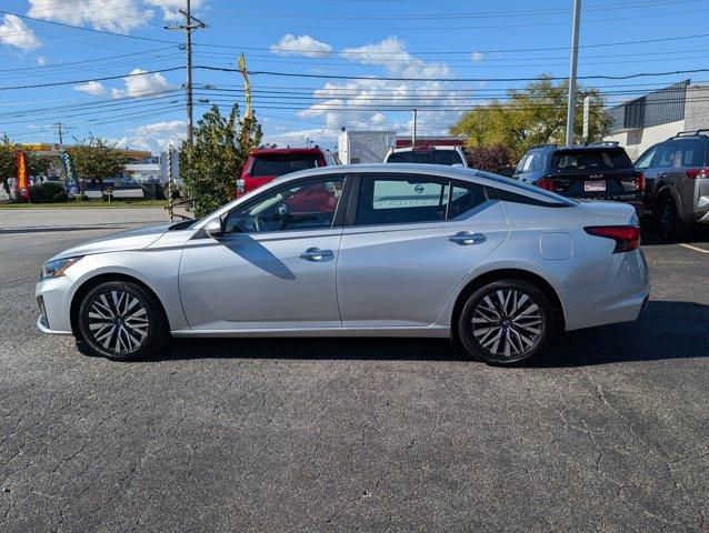 used 2023 Nissan Altima car, priced at $19,587