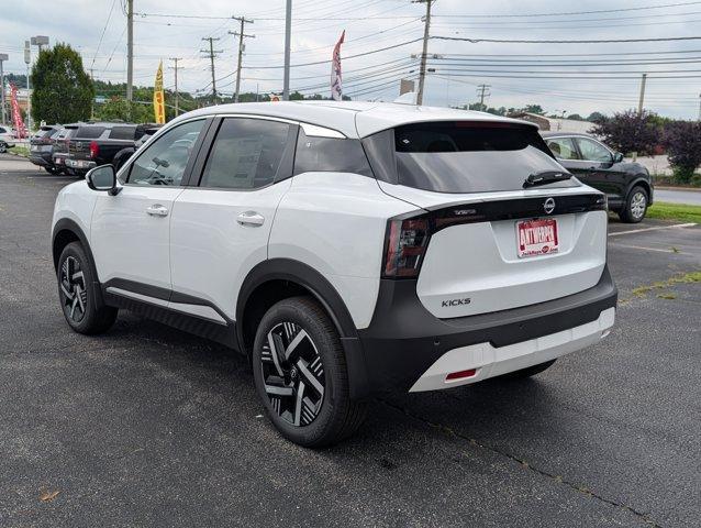 new 2025 Nissan Kicks car, priced at $23,627