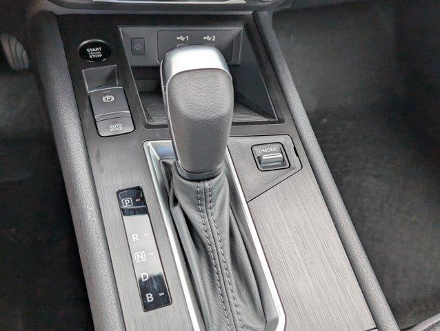new 2025 Nissan Kicks car, priced at $23,627