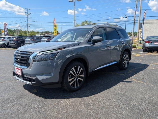 new 2025 Nissan Pathfinder car, priced at $44,822