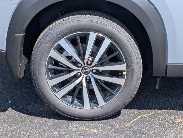 new 2025 Nissan Pathfinder car, priced at $44,822