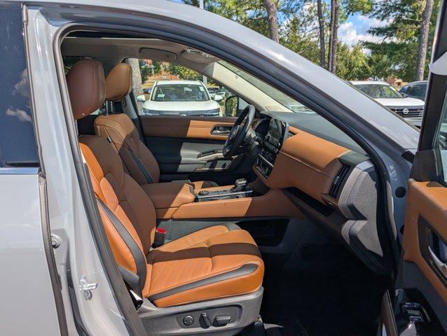 new 2025 Nissan Pathfinder car, priced at $44,822