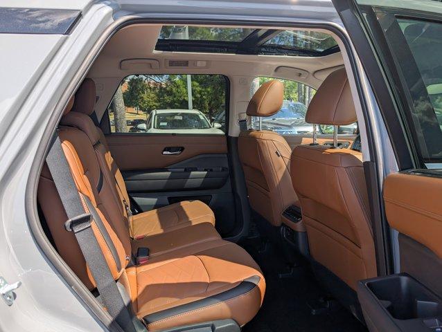 new 2025 Nissan Pathfinder car, priced at $44,822