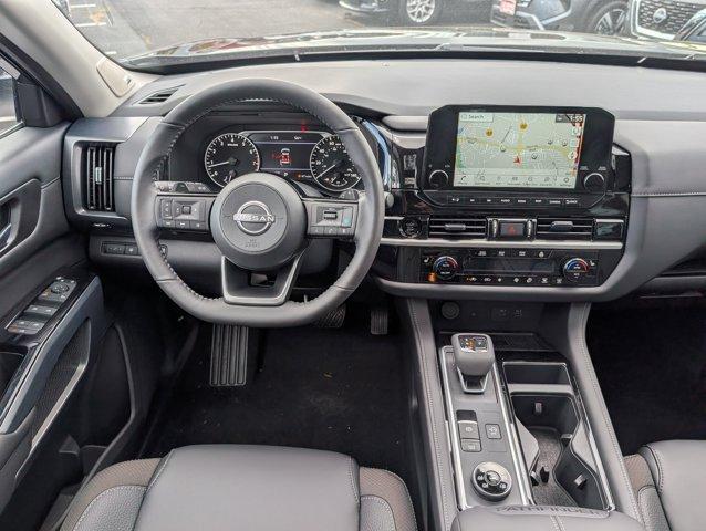 new 2025 Nissan Pathfinder car, priced at $40,953