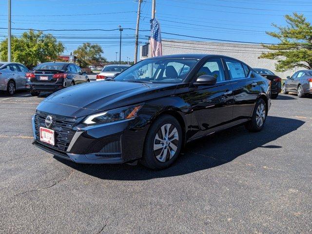 new 2025 Nissan Altima car, priced at $26,087